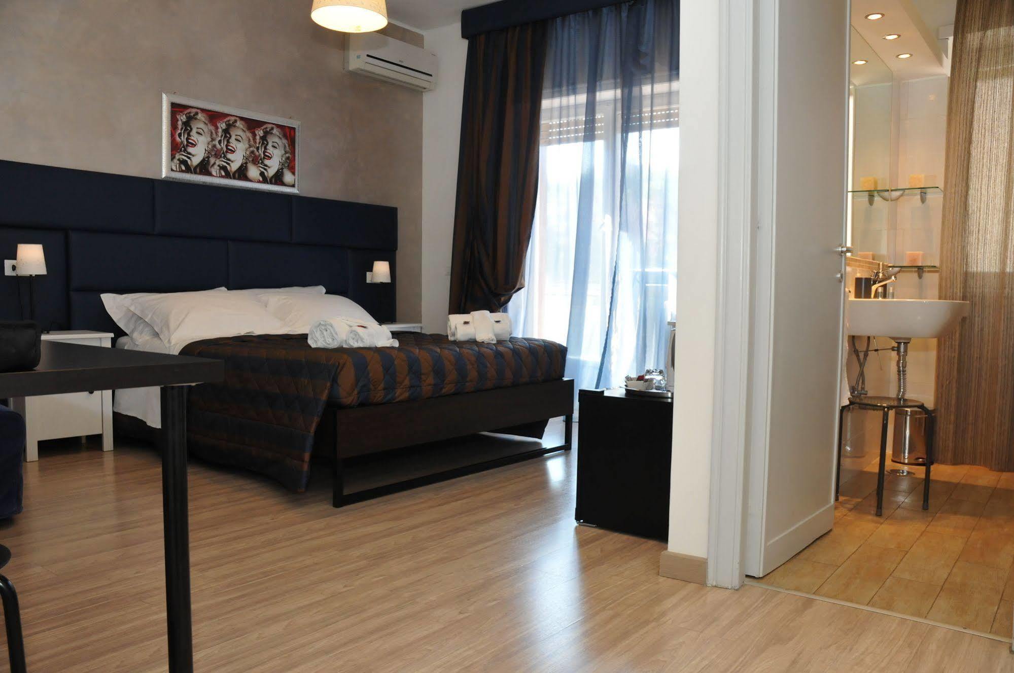 Check-Inn Rooms Rome Exterior photo